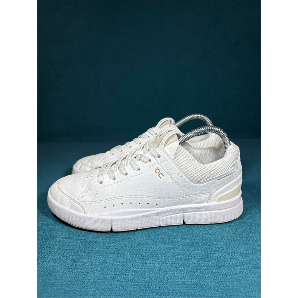 On Cloud THE ROGER Advantage All White Women's Size 8